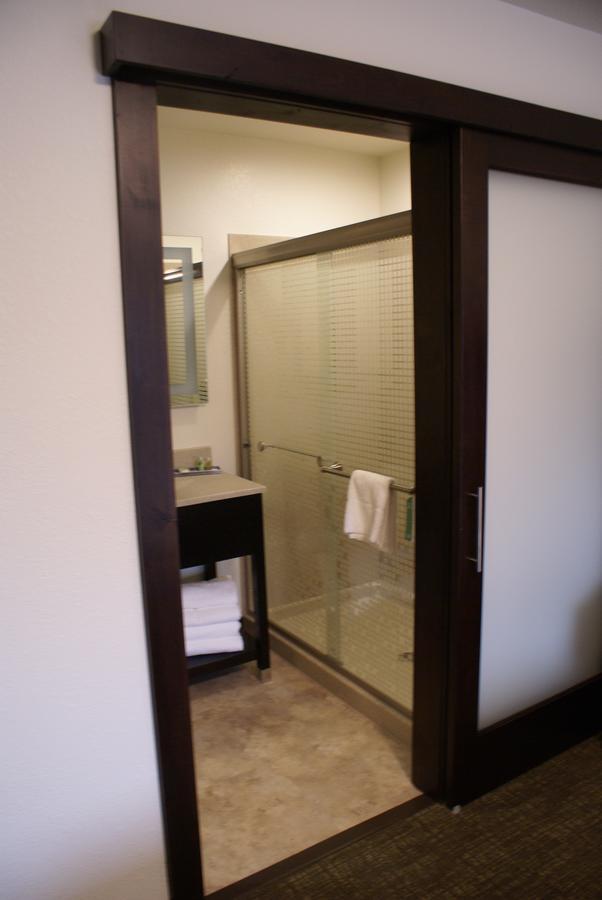 Boarders Inn & Suites By Cobblestone Hotels - Syracuse エクステリア 写真