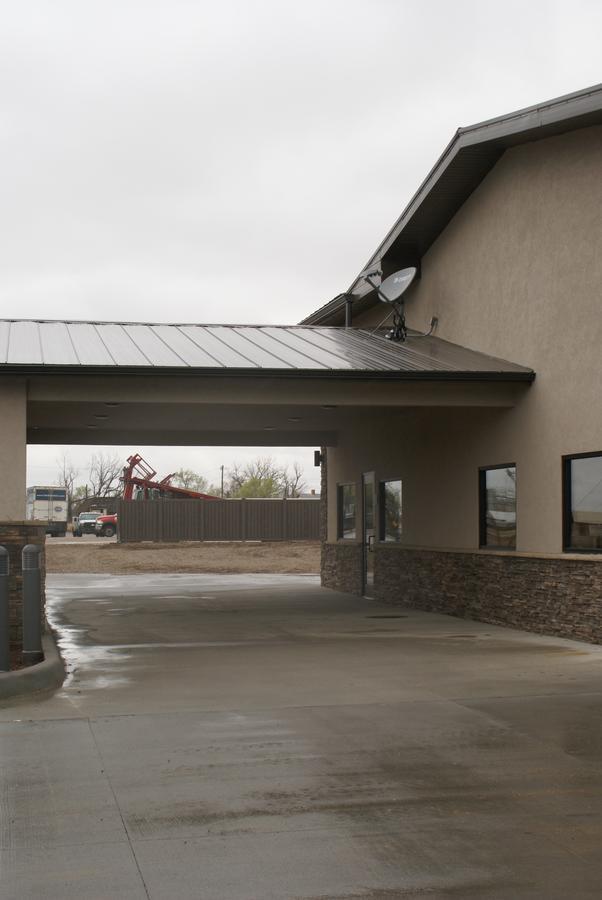 Boarders Inn & Suites By Cobblestone Hotels - Syracuse エクステリア 写真