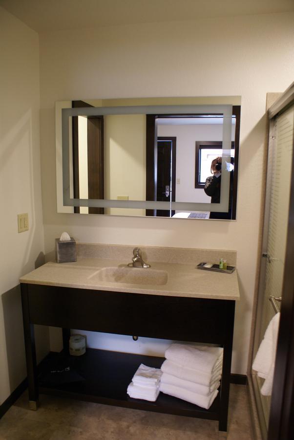 Boarders Inn & Suites By Cobblestone Hotels - Syracuse 部屋 写真
